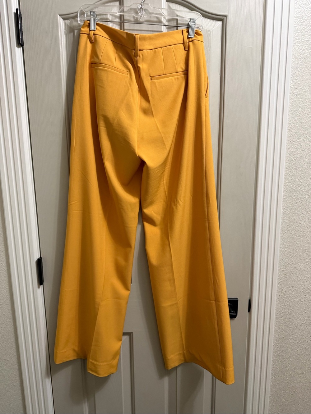 Banana Republic Women's Mustard Wide-Leg Pants & Blouse Set 4 Small - Picture 3 of 8